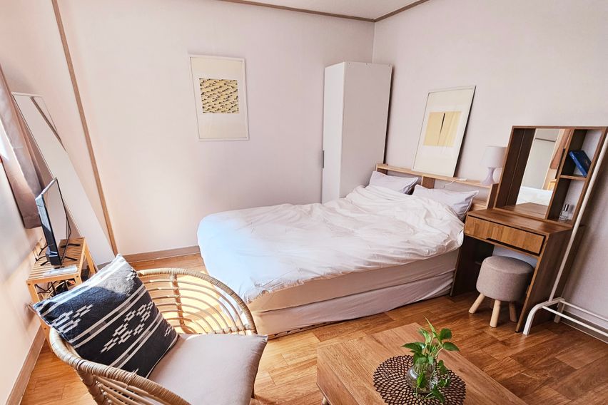 홍대신촌사이풀옵션8평