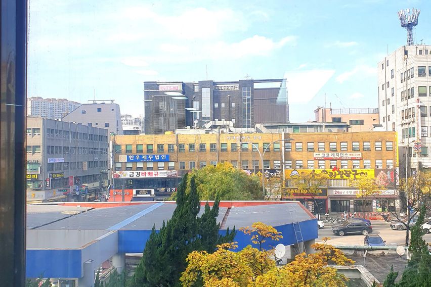 신논현역도보2분 쉼터2