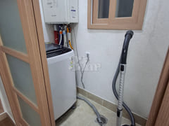 π Two-room unit in front of the Office of Ed 9th image