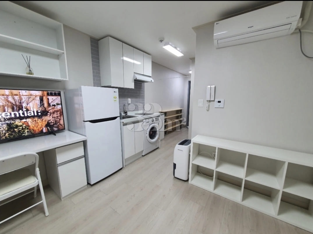 Sadang Station, quiet, clean house 3th image