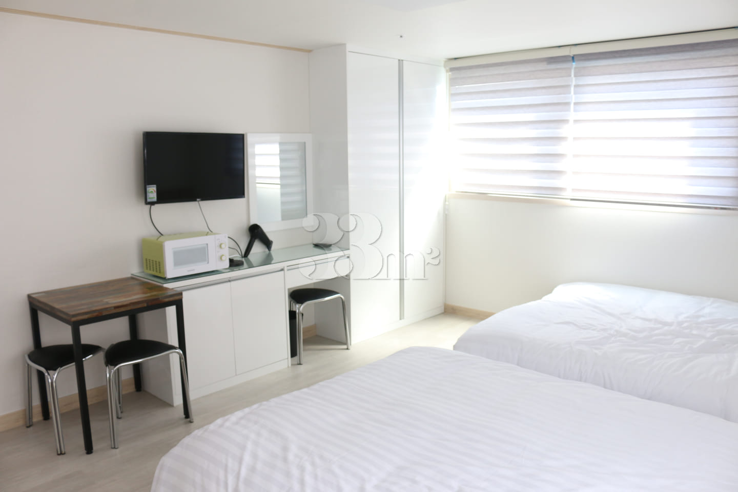 4-person room E, 5-minute walk from the subwa 3th image