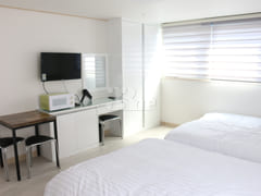 4-person room E, 5-minute walk from the subwa 3th image