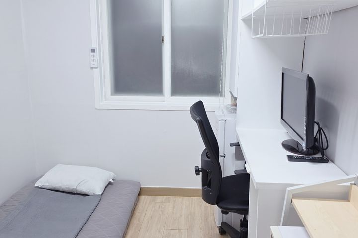 2-minute walk from Gudi Station! 3th image