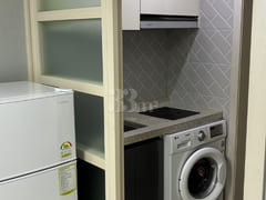 Quiet and clean studio apartment with a separ 5th image