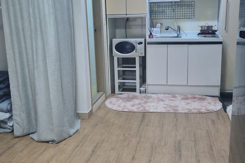  포승읍 빛이눈부시는방 0번째 이미지