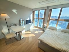 ⑩ Gasan Station, newly built, fully furnished 0th image