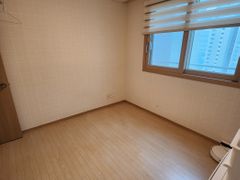Gwanggyo Lake IPARK 3-Bedroom Unit 12th image