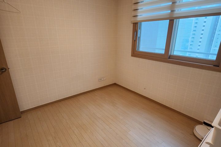 Gwanggyo Lake IPARK 3-Bedroom Unit 12th image