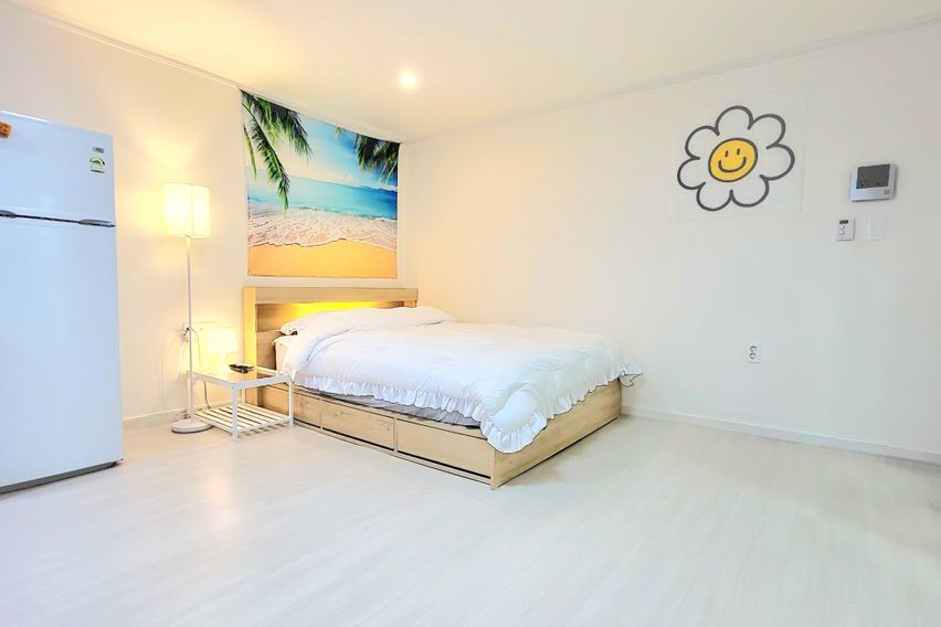 광안역1분퀸침대대형TV