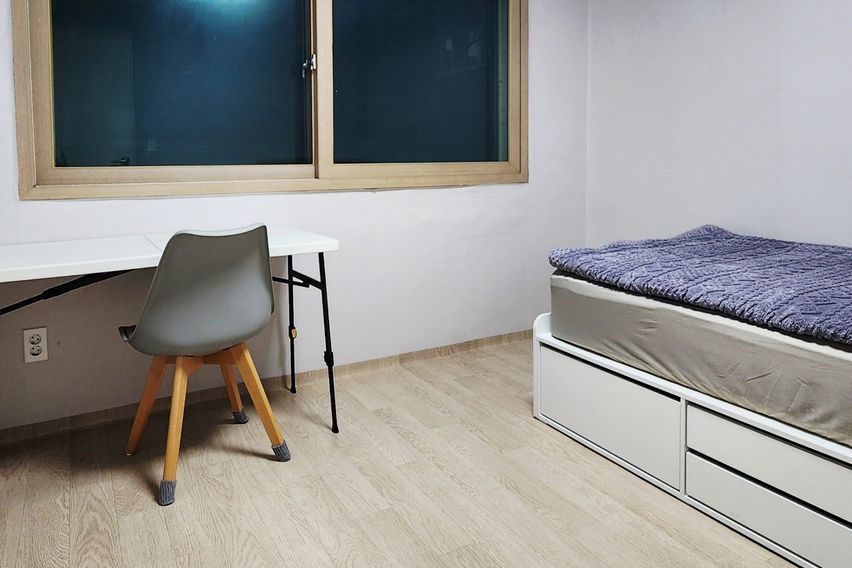 여성전용독방 2인만거주