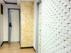 Studio-type room with an exterior window, Roo 2th image