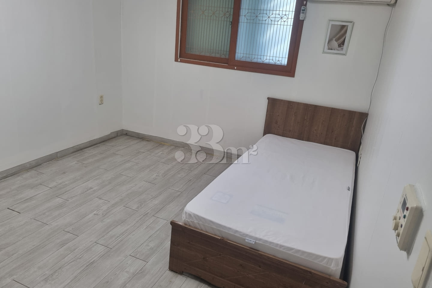 # Comfortable 2-room apartment right in front 4th image