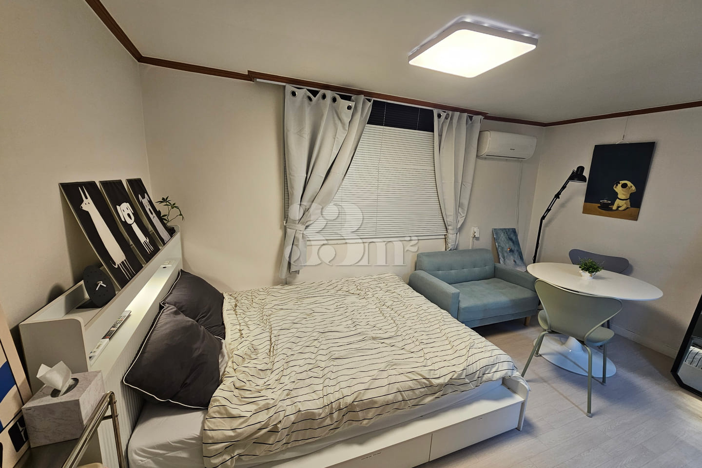 Great-value accommodation just 5 minutes from 1th image