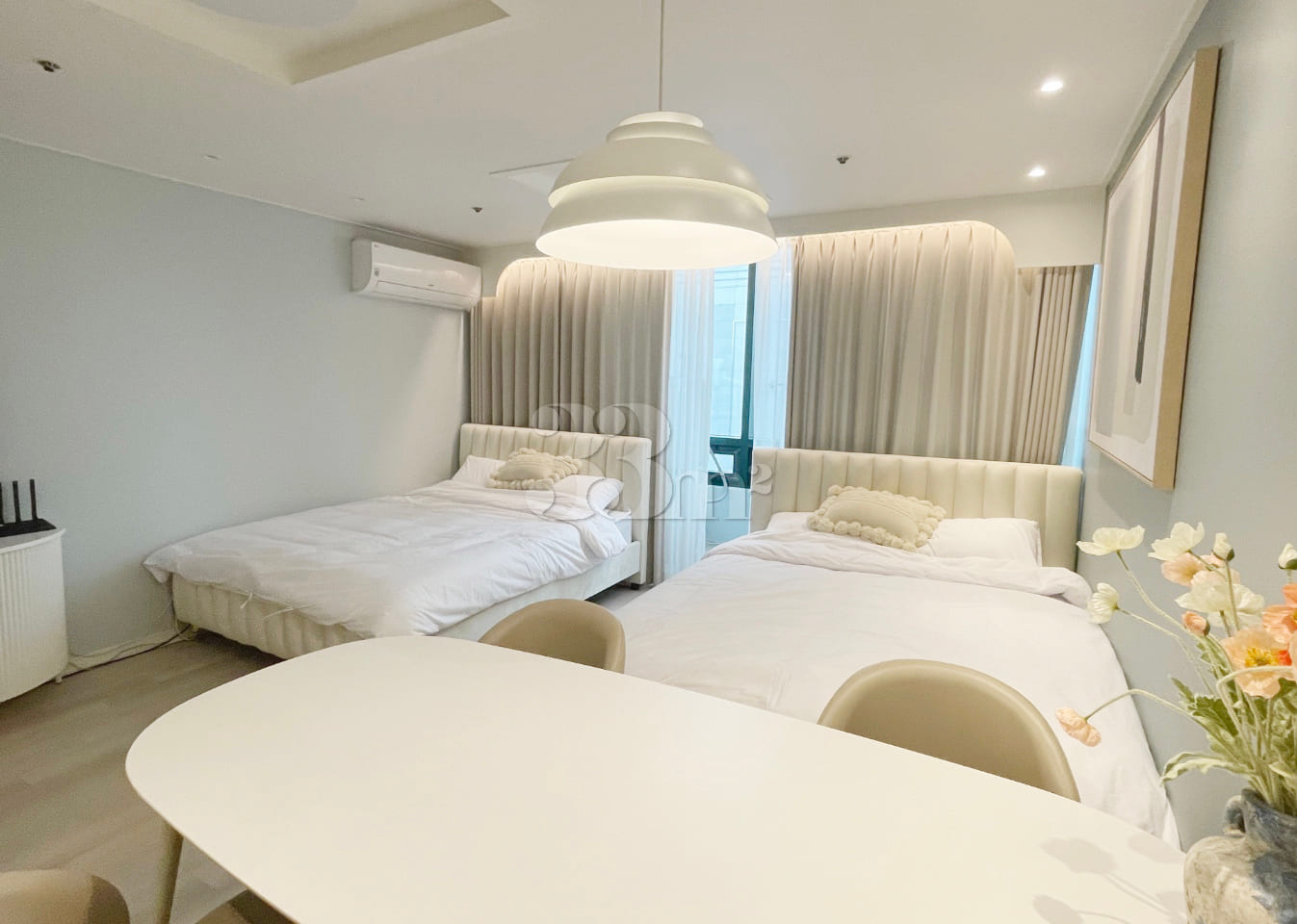 1 minute from Hongdae Station ❤️ Cozy home 0th image