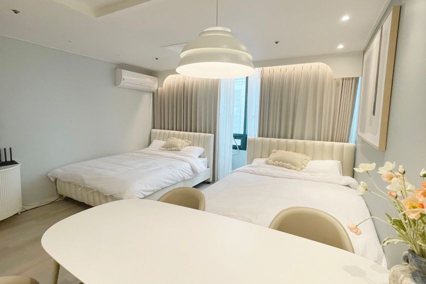 홍대역 1분❤️아늑한집