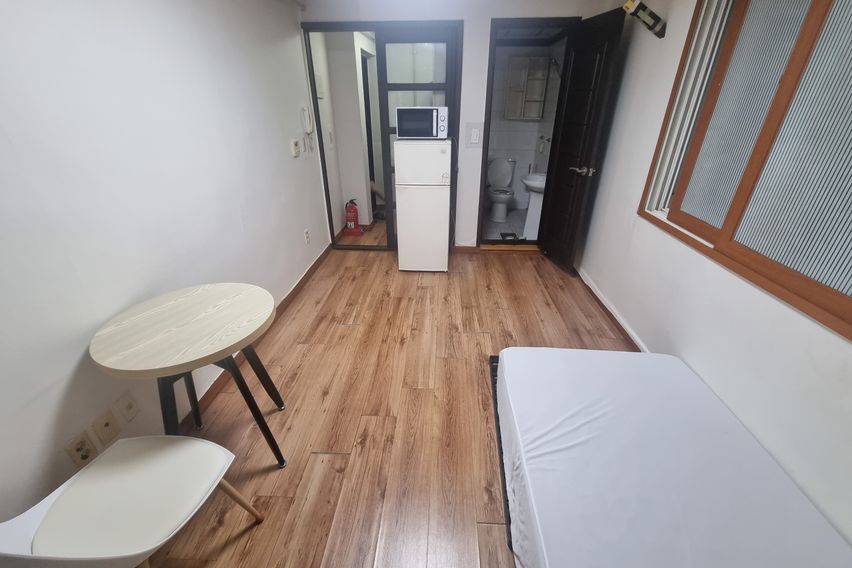 #대학마을202호^^