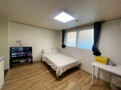 2 minutes from Nonhyeon Station (studio apart 8th image
