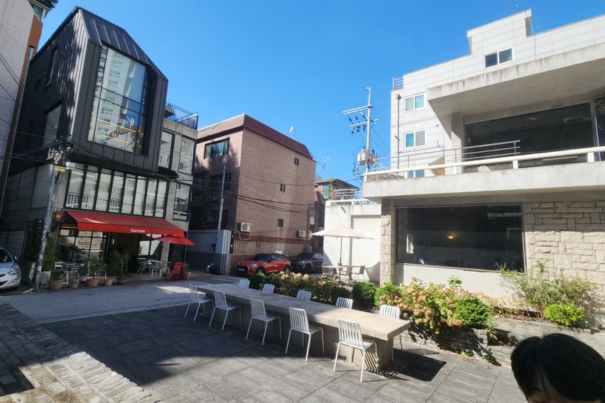 합정역1분/3룸/8인