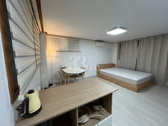 Neat studio apartment near Seoul Station 3th image