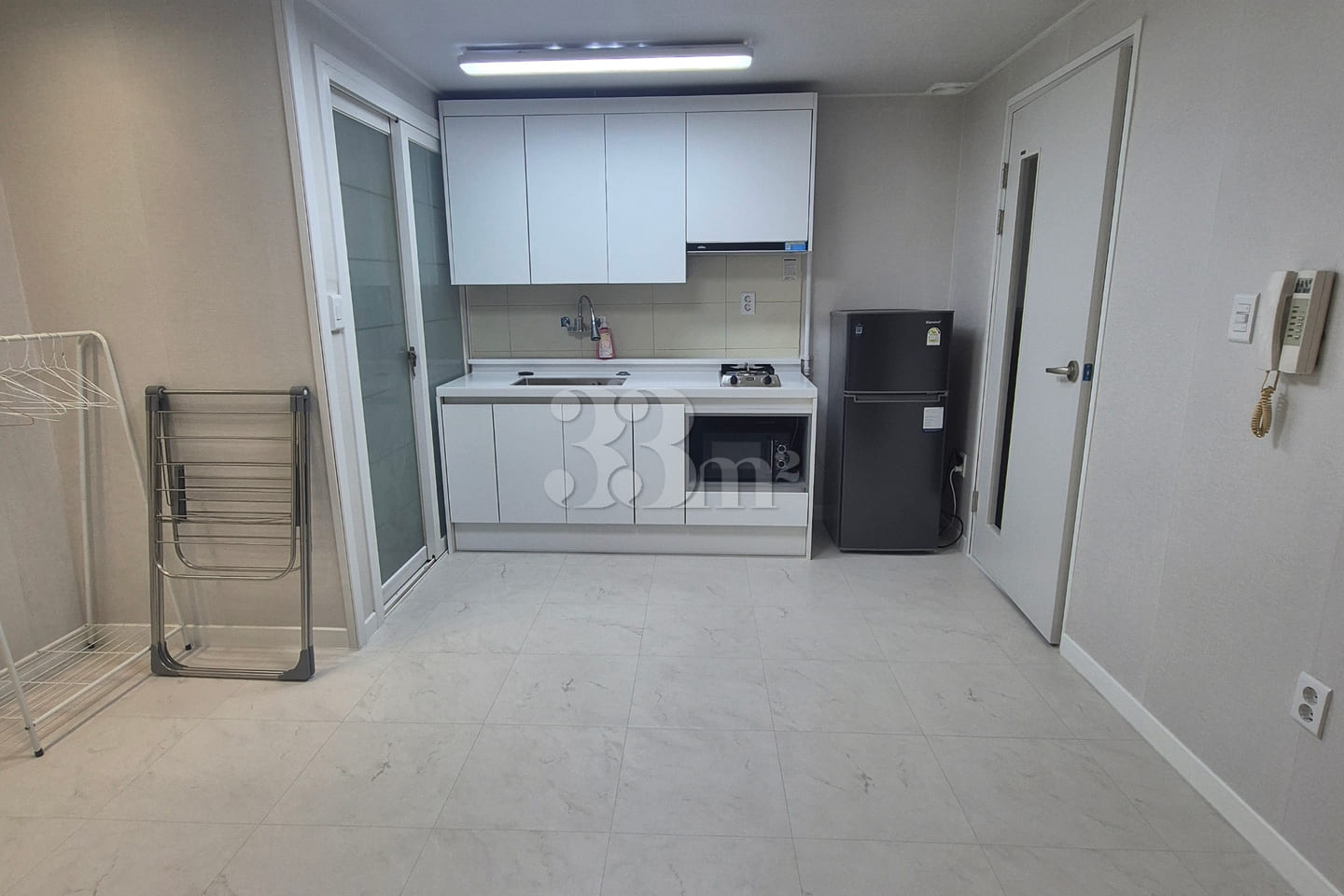 Large room + living room + parking H26 3th image