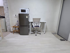 Practical benefits of being right next to Cho 6th image