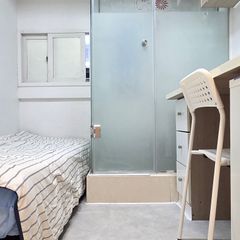 Shower room, 5 minutes from Nakseongdae Stati Unit Image