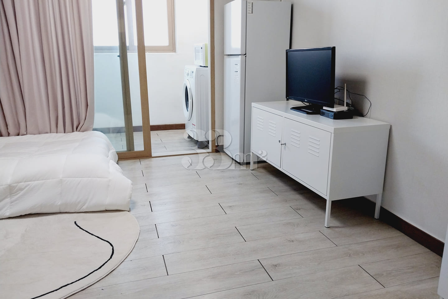 Quiet studio apartment 3th image