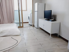 Quiet studio apartment 3th image