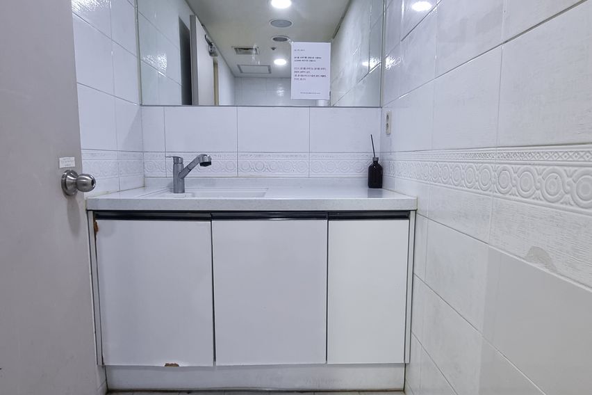 🌟신촌역1분 넓은원룸