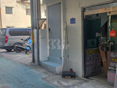 2nd floor of Sanseong Market shopping complex 4th image