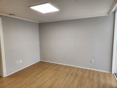 Apartment just a 5-minute walk from Janggi St 4th image