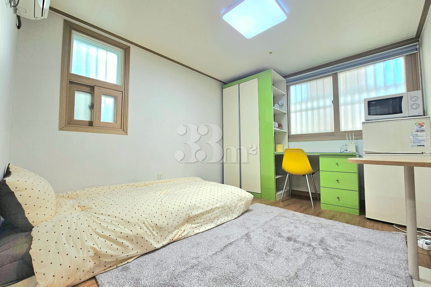 Green Cozy Mini Studio 7th image