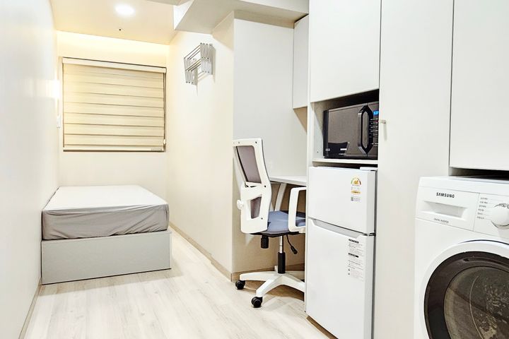 Newly built, fully furnished, high-quality st 0th image