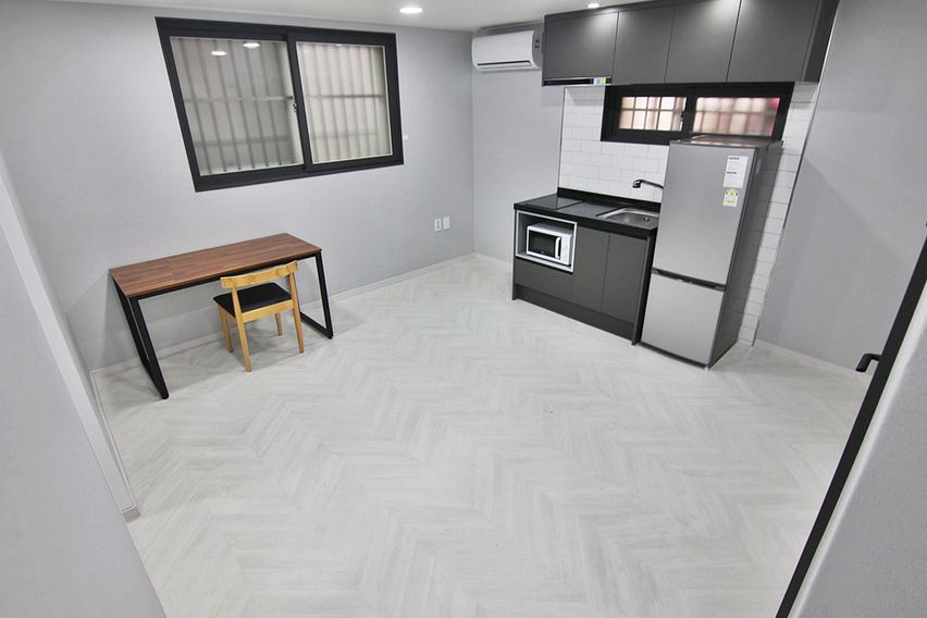 서강 정문앞 큰 원룸