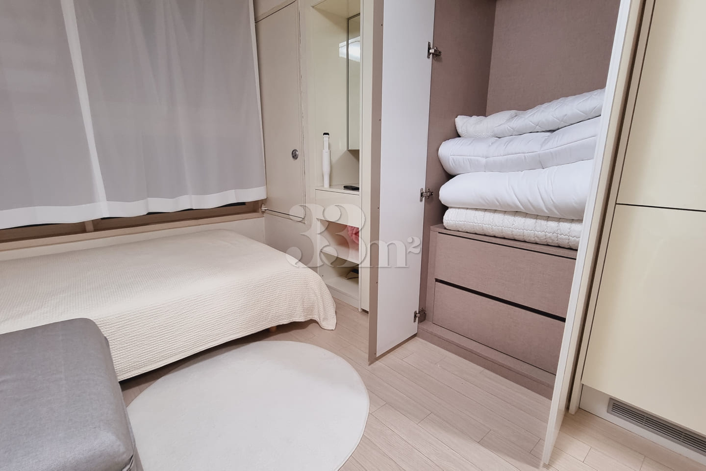 Fully furnished room near Gangnam Station (Li 18th image