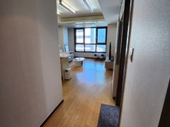 3-room officetel near the subway station 6th image