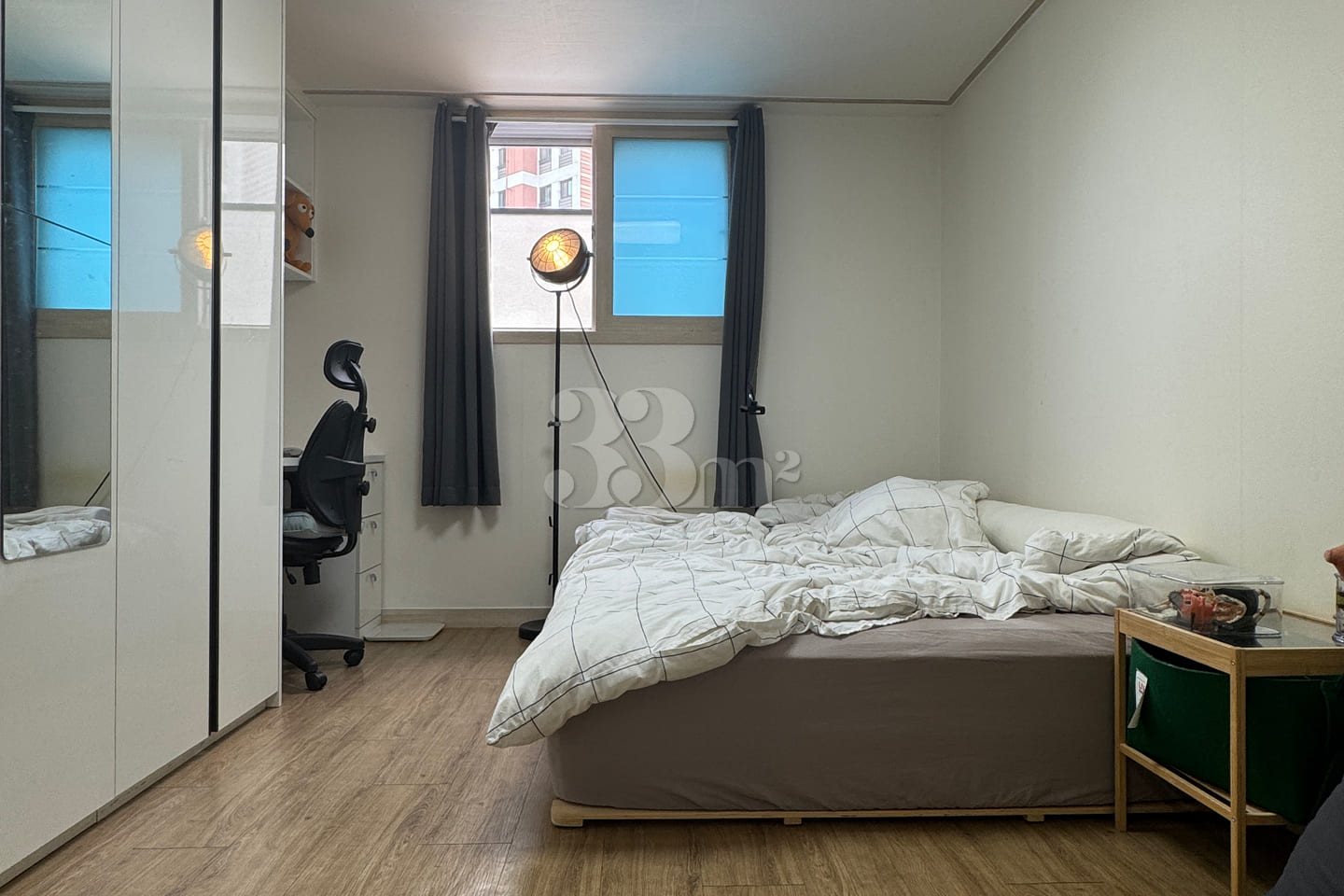 Studio apartment with a separate kitchen (Gwa 0th image