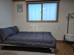 Early Year Money Stay_3 4th image