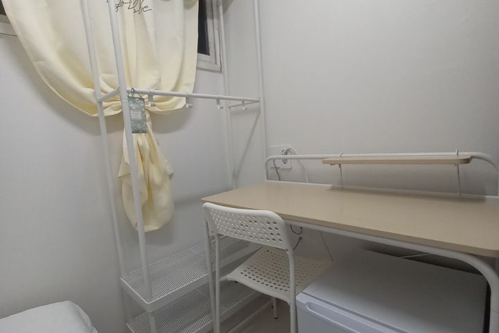 Sillim White-Toned Aesthetic Room 1th image