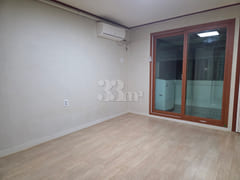 Neat studio apartment near Suwon Terminal 9th image