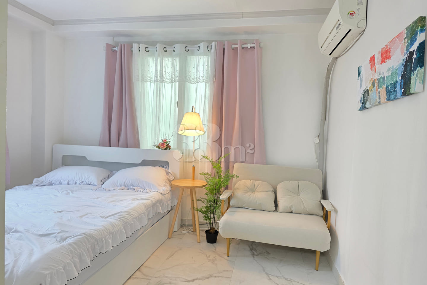 Sunny home, 1 minute from Eonju Station 9th image