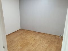 A comfortable and quiet house. 0th image