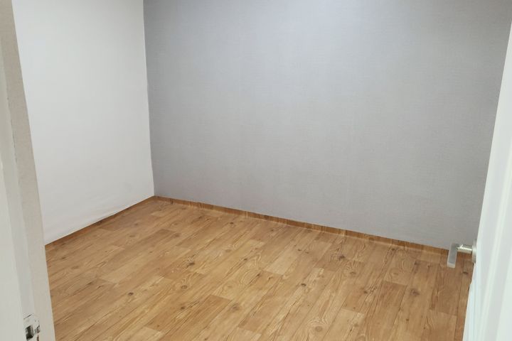 A comfortable and quiet house. 0th image
