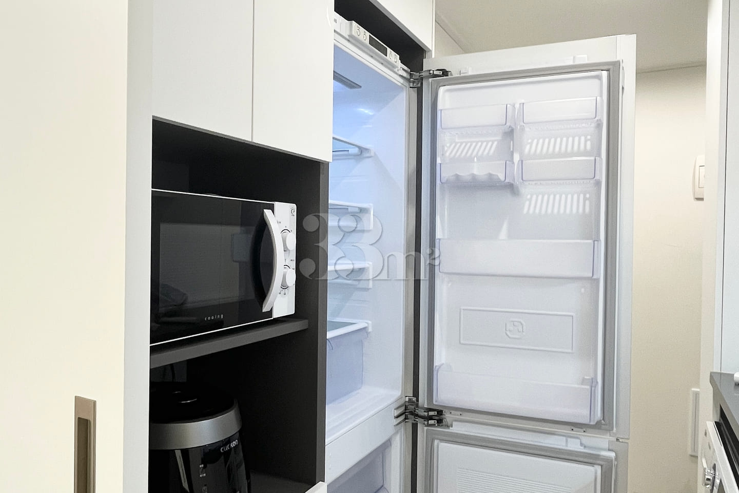 One-bedroom apartment with a separate room, 3 14th image