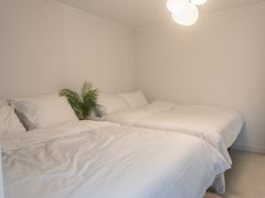 홍대입구역 7분 3룸 2번째 이미지