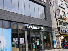 π Sinchon / Behind Hyundai Department Store 13th image