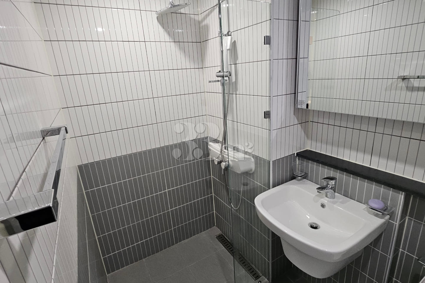 Daeyeon-dong Two-Room Apartment, BINE402 6th image