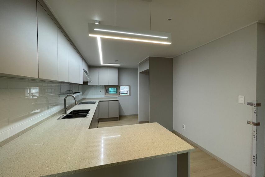 신축 깔끔한 아파트