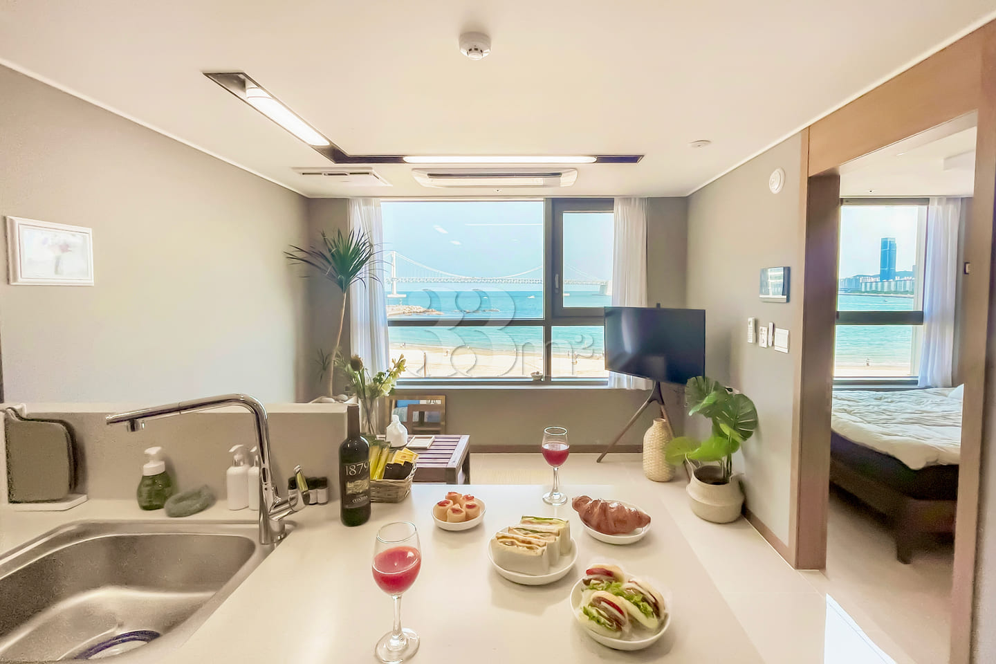 Gwangalli Ocean View, Pets OK 2th image