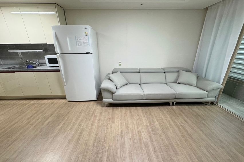 안락한 역세권 쓰리룸!